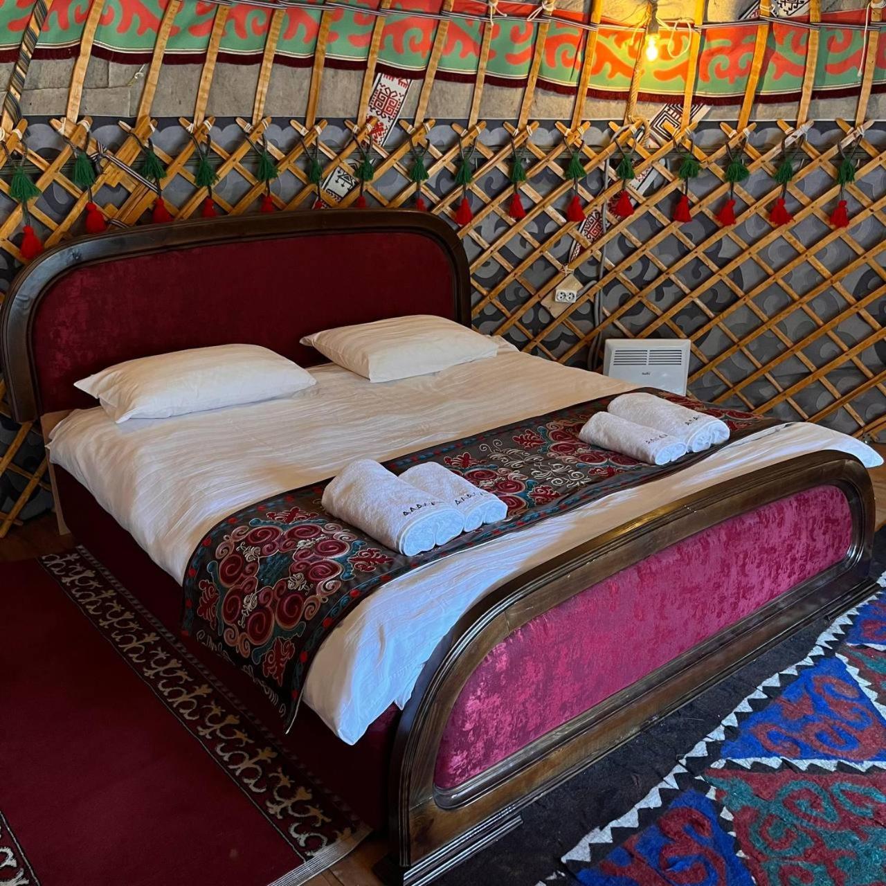 Ethno Complex Ala Kuch Hotel Kaindy Buitenkant foto