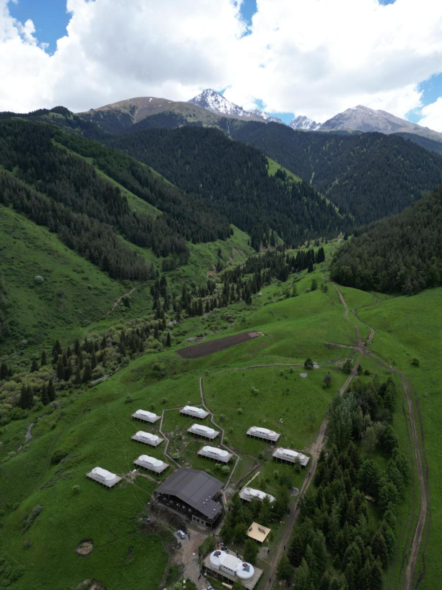 Ethno Complex Ala Kuch Hotel Kaindy Buitenkant foto
